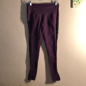 Glyder Leggings w/ Mesh Panel